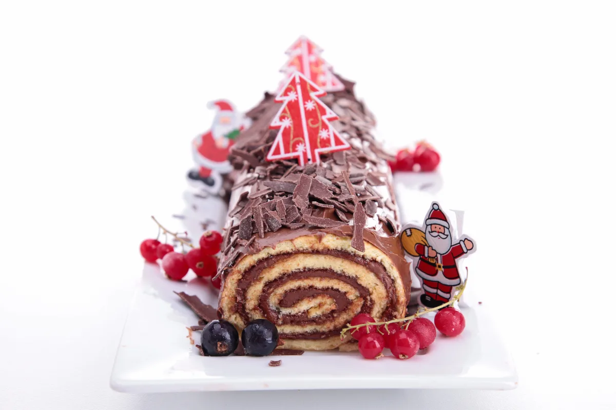 Bûche de Noël express (recette facile et rapide) – façon Cyril Lignac : 7 astuces irrésistibles pour la réussir