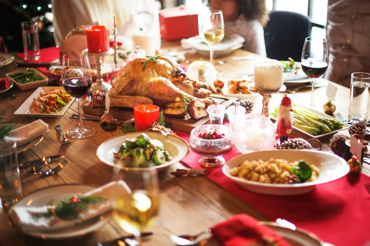 Repas de Noël simple : 20 idées faciles pour un réveillon sans stress