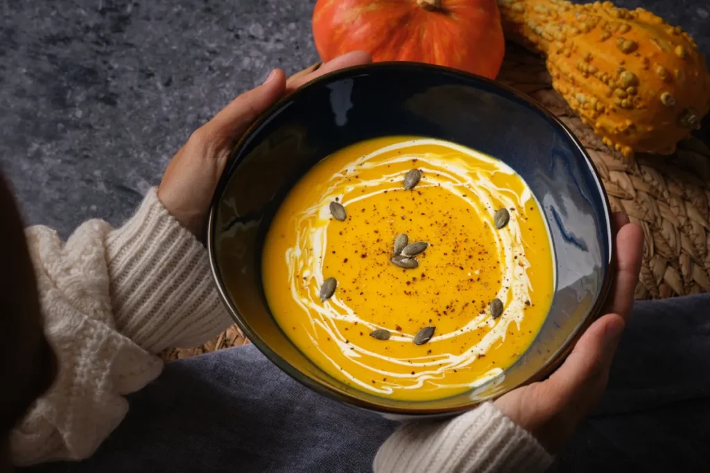 Velouté de potimarron aux épices douces (version légère)