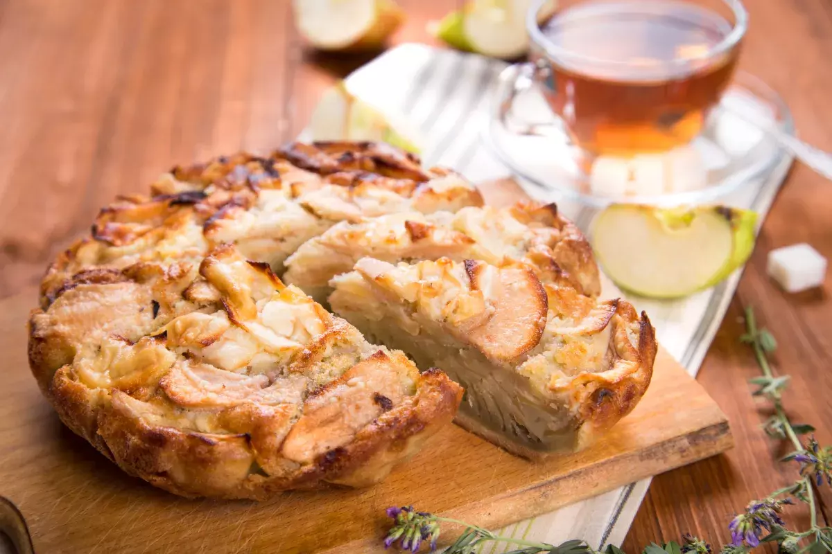 Gâteau au yaourt aux pommes