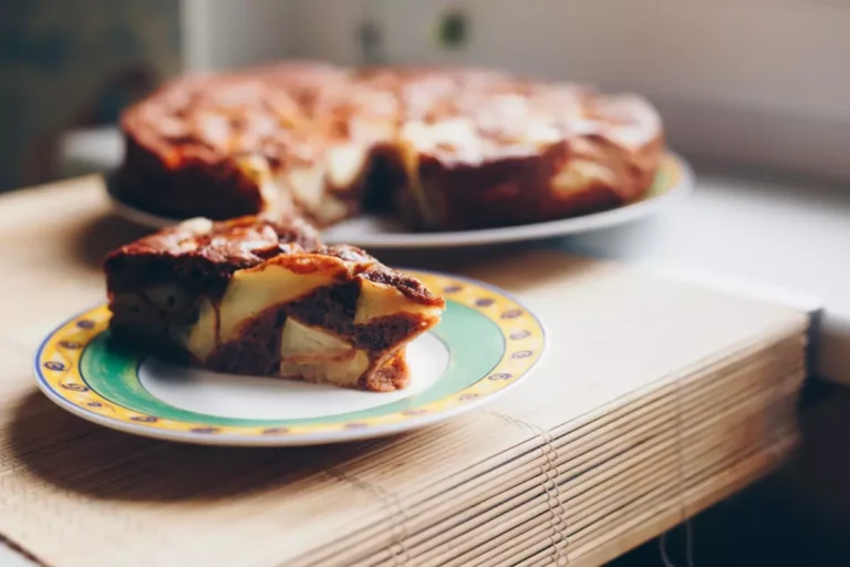 Gâteau aux pommes et chocolat