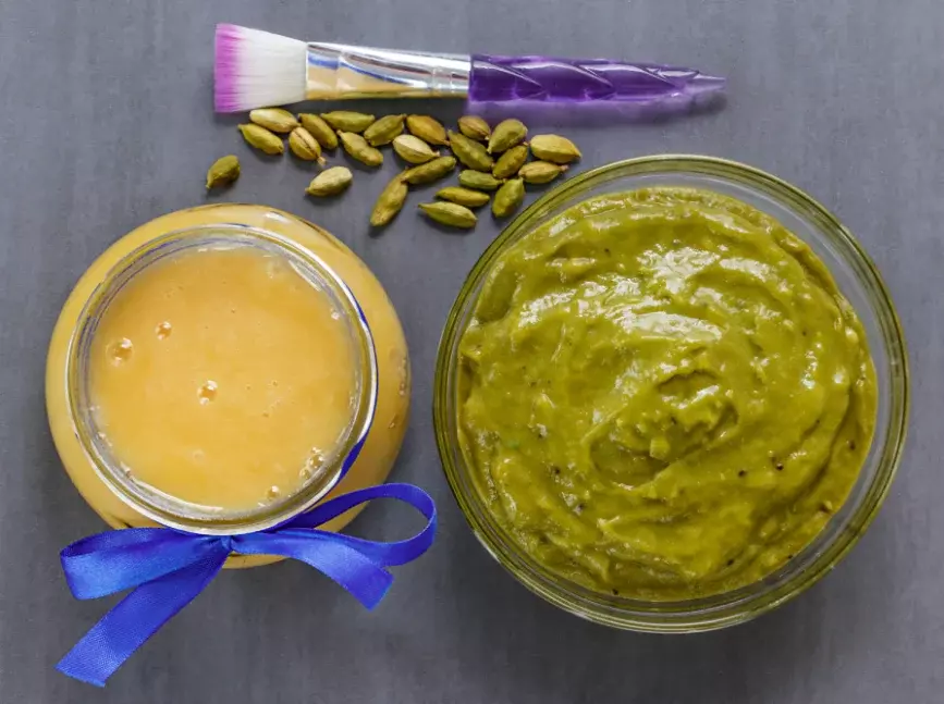 Pistaches et crème de pistache pour chocolat dubai