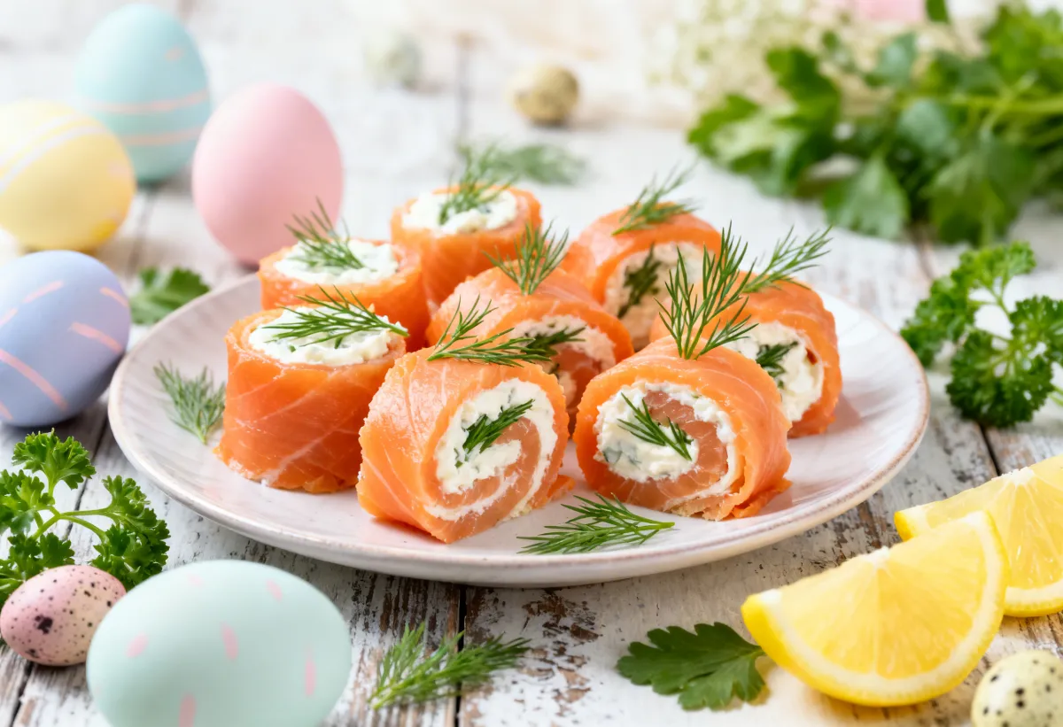 Roulés de saumon fumé au fromage frais et aneth : 5 idées festives pour un apéritif de Pâques réussi
