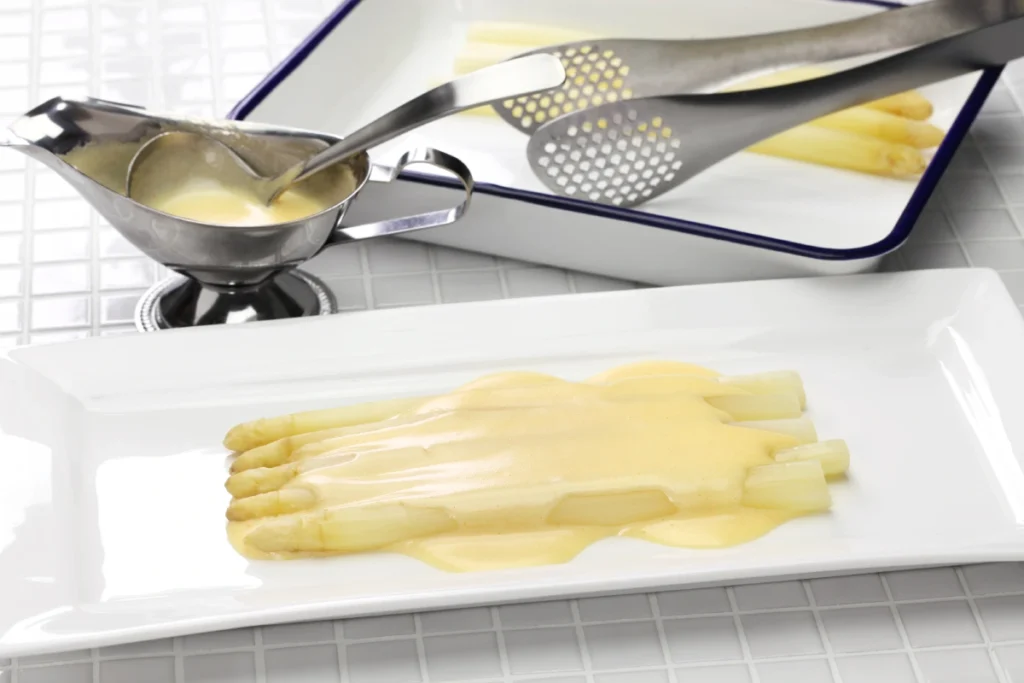 asperges sauce hollandaise