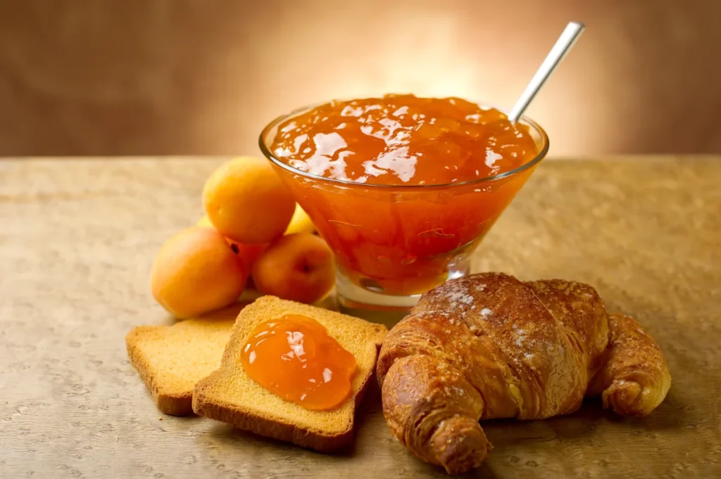 écumage confiture confiture d'abricots