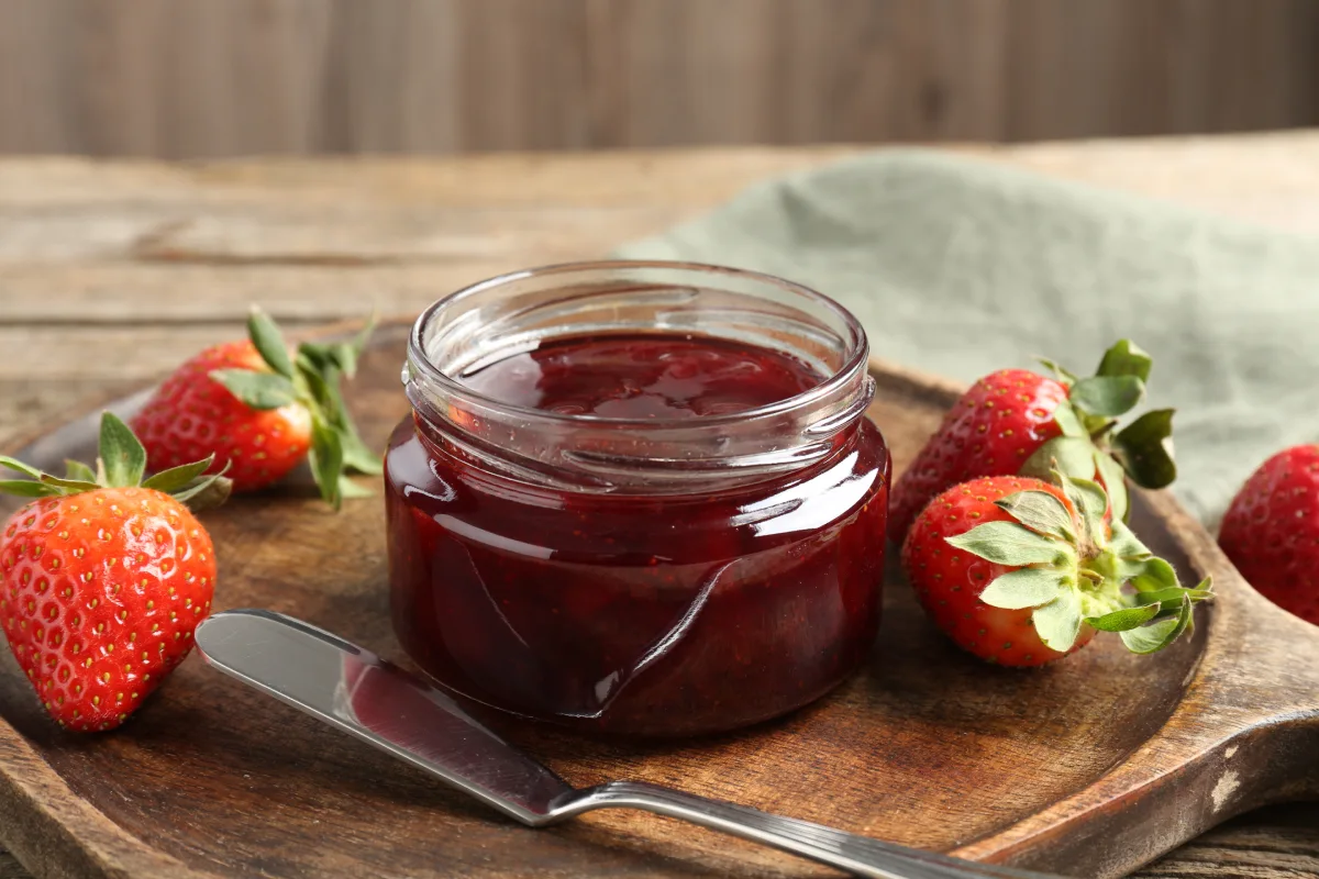 Comment Faire une Confiture de Fraise Parfaite – Astuces de Grand-Mère