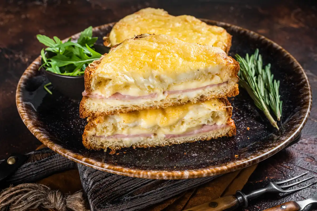 Croque monsieur au four : recette facile + 4 variantes ultra-gourmandes
