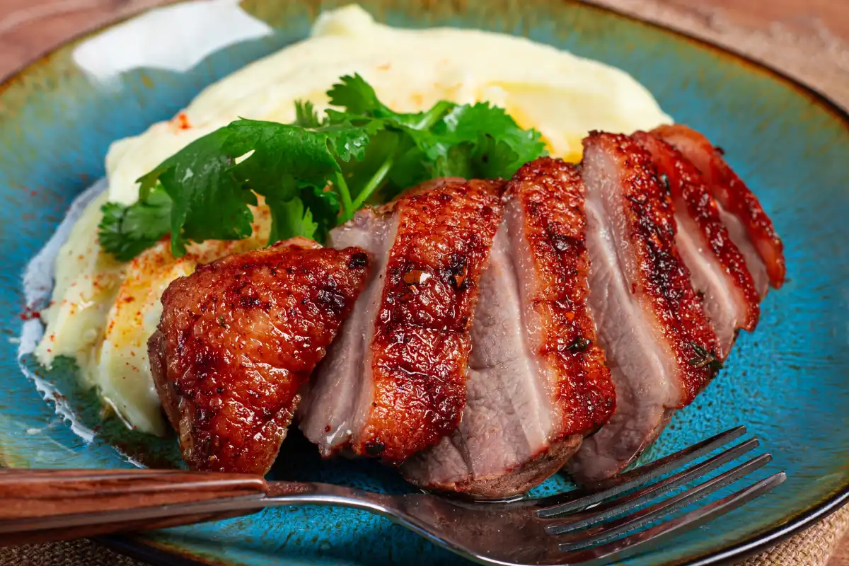 Magret de canard au four : cuisson parfaite + sauce au miel